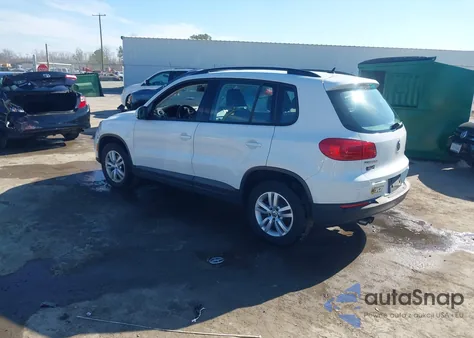 2016 Volkswagen Tiguan S z USA, uszkodzony, nr VIN WVGBV7AX0GW601569